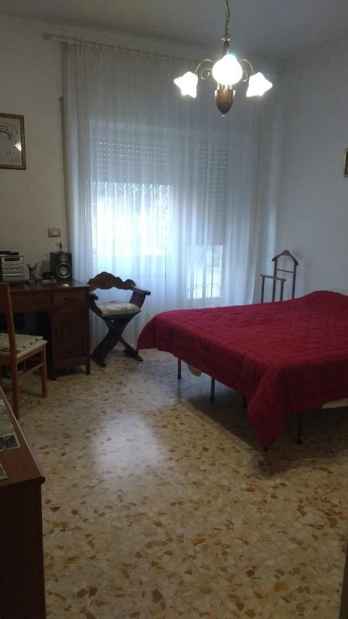 Adrian House Privat bolig *